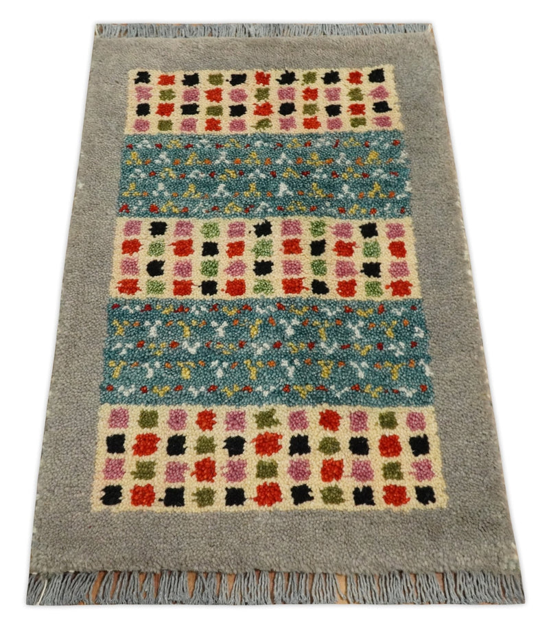 1.5x2 Blue, Beige and Brown Wool Hand Knotted traditional Vintage Antique Southwestern Gabbeh Rug| TRDCP555152
