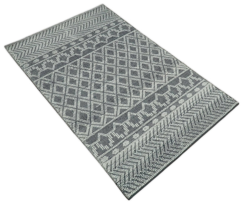 5x8 Hand woven tribal Woolen Chunky and Soft White and Black Wool Area Rug | TRDMA20