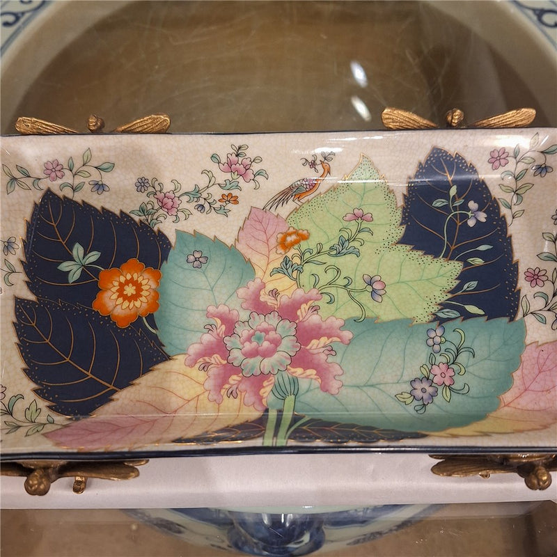 Tobacco Leaf Pattern Porcelain Tray with Bronze Dragonfly – Tobacco Leaf Collection