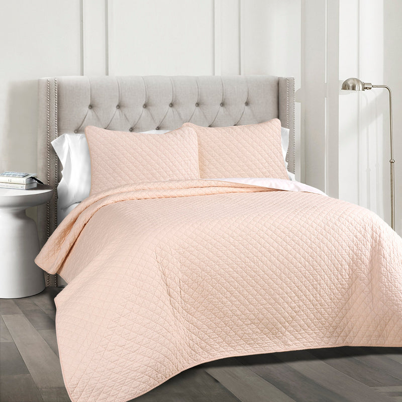 Ava Diamond Oversized Cotton Quilt Set