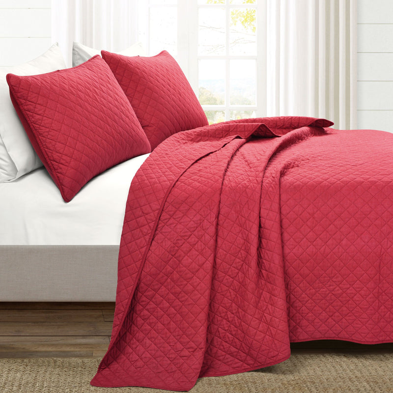 Ava Diamond Oversized Cotton Quilt Set