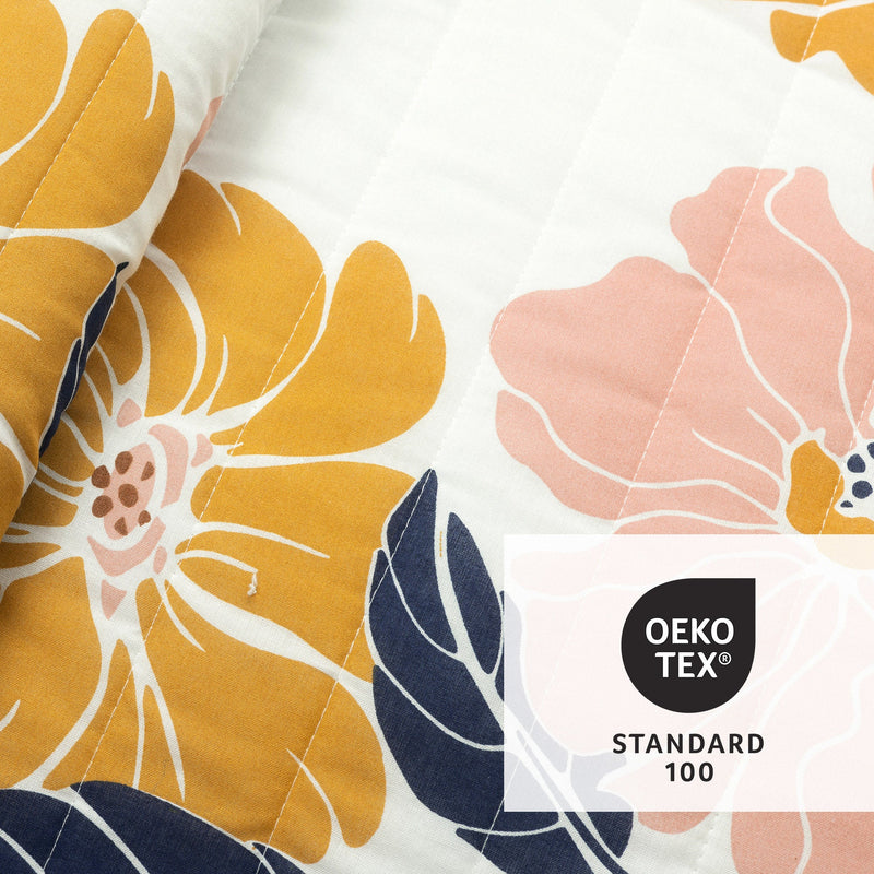 Pop Art Floral Cotton Quilt Set