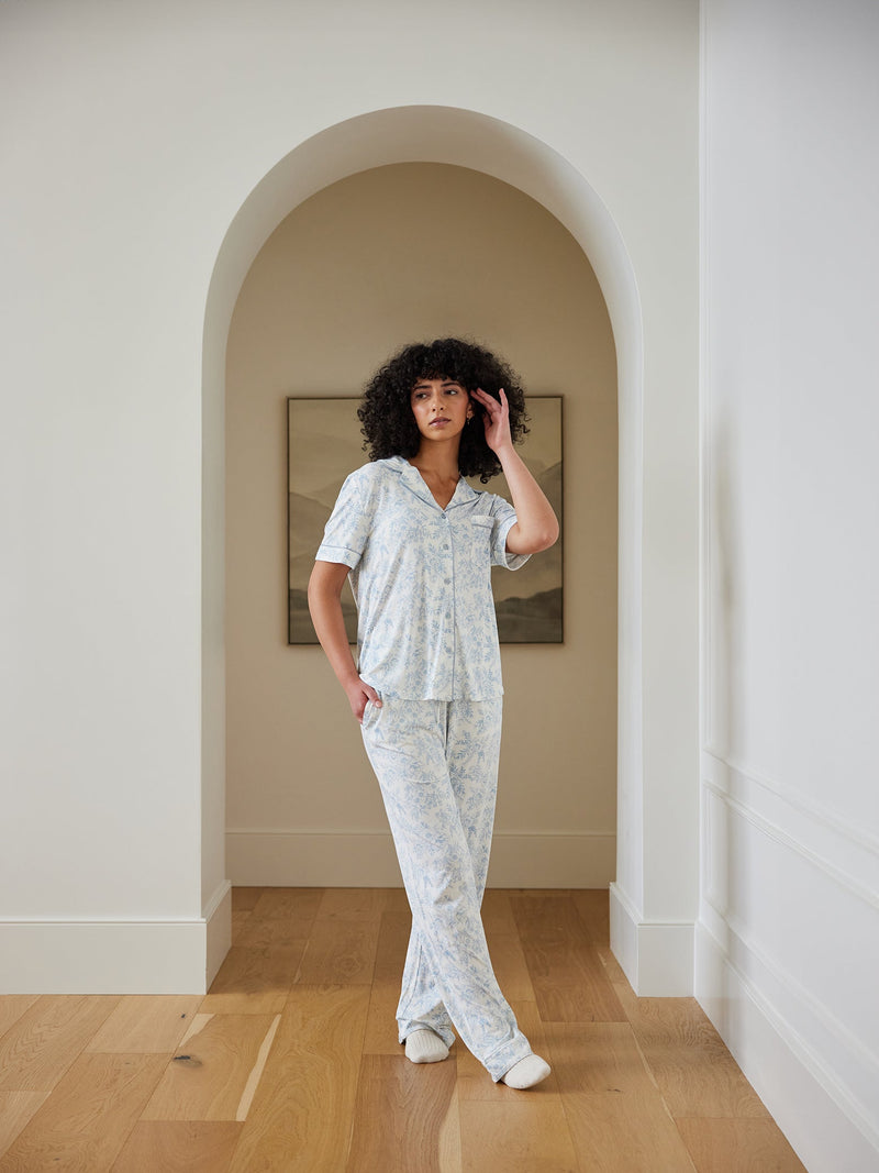 Women's Stretch-Knit Long Sleeve Bamboo Pajama Set