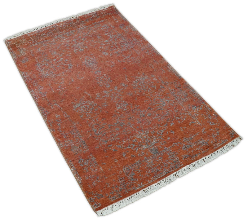 2.6x4 Fine Hand Knotted Gray and Rust Traditional Vintage Persian Style Antique Wool Rug | AGR28