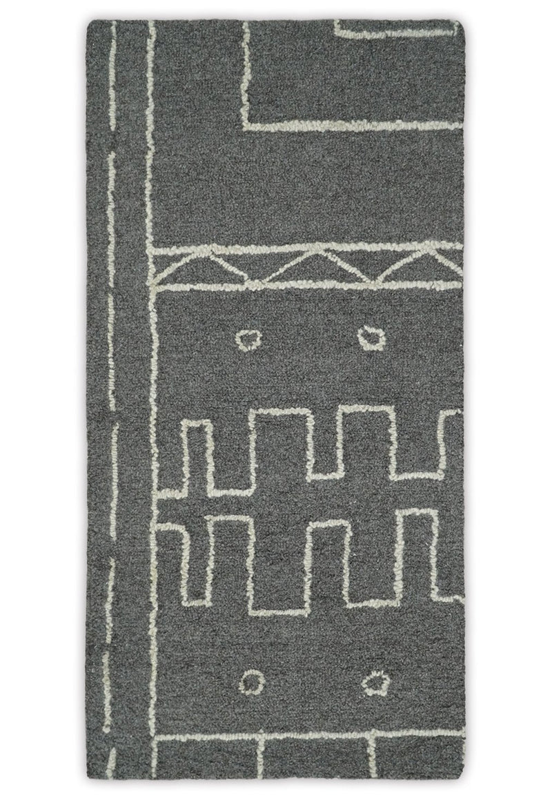 2x4 Gray and White Tribal Hand Hooked Textured Loop Area Rug | TRIB2