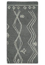 2x4 Gray and White Tribal Hand Hooked Textured Loop Area Rug | TRIB2