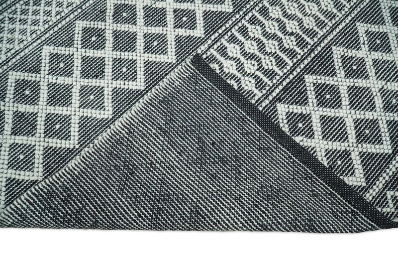 5x8 Hand woven tribal Woolen Chunky and Soft White and Black Wool Area Rug | TRDMA22