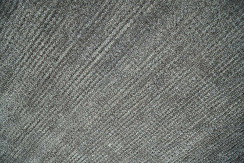 5x8 Solid Gray Rug made with wool and viscose blend | TRD178A