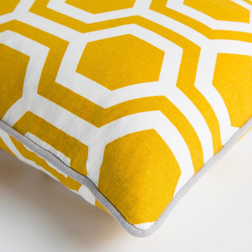 Eendragt Saffron Pillow Cover