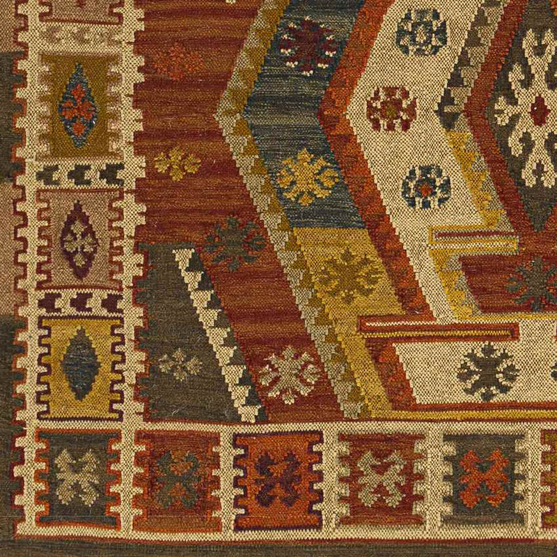 Wognum Global Burgundy Area Rug