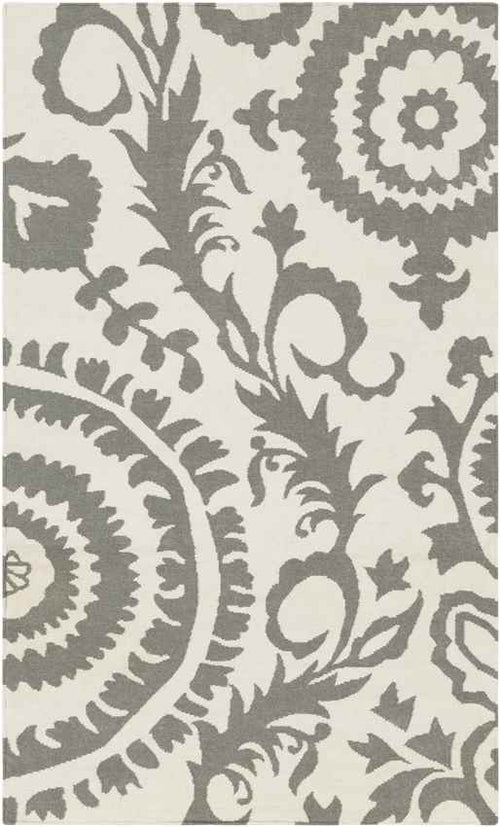 IJpelaar Traditional Gray/Ivory Area Rug