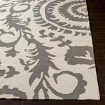 IJpelaar Traditional Gray/Ivory Area Rug