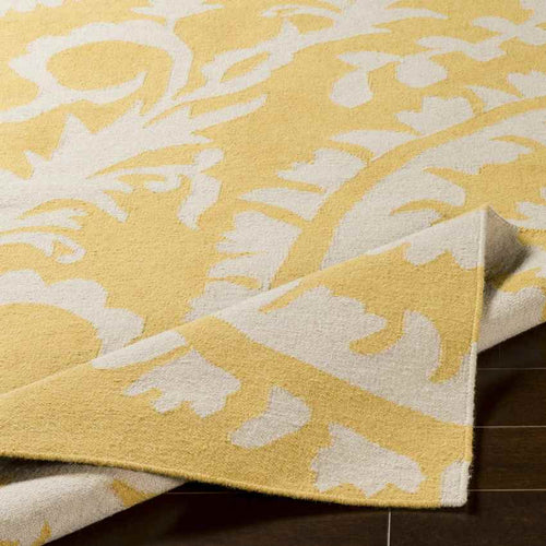 Kaarschot Traditional Yellow/Ivory Area Rug