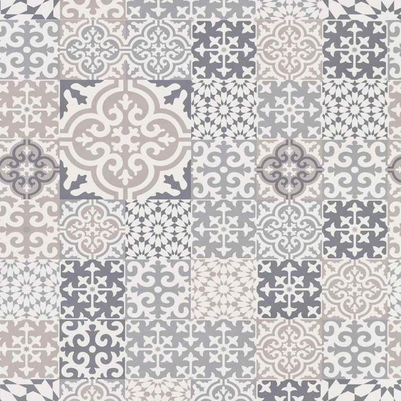 Nansum Traditional Medium Gray Area Rug