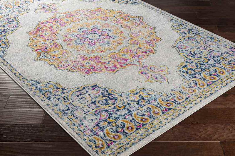 Donna Traditional Cream Area Rug