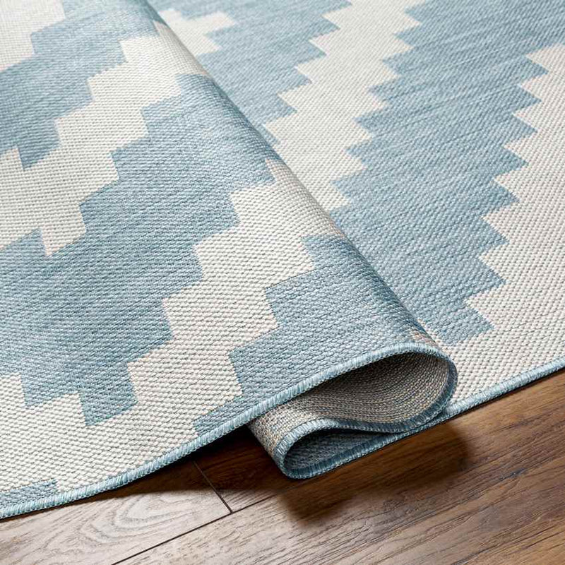 Squaw Global Sky Blue/Off-White Area Rug