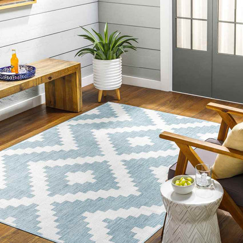 Squaw Global Sky Blue/Off-White Area Rug
