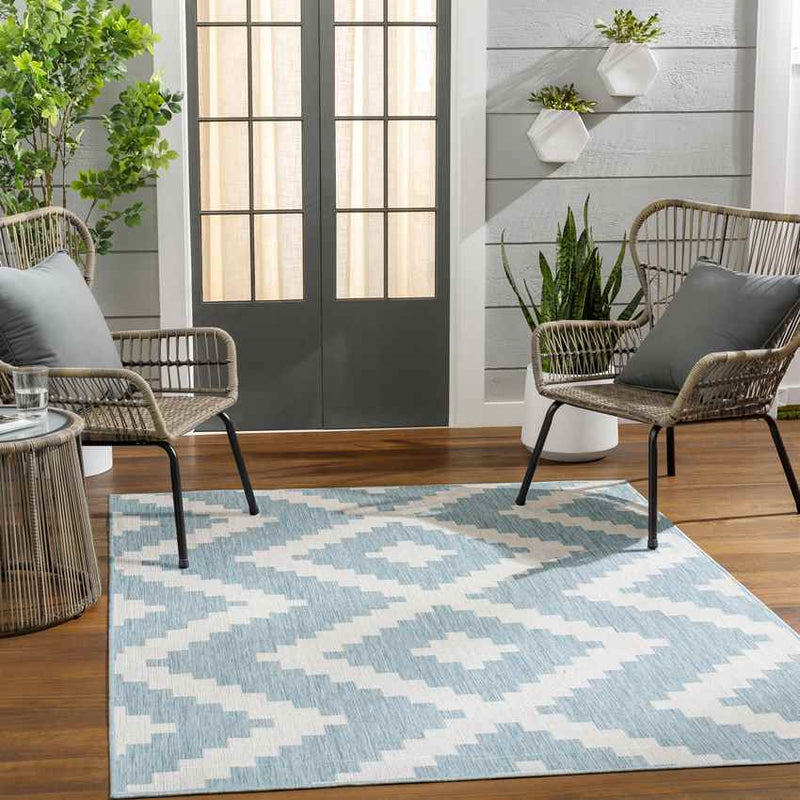 Squaw Global Sky Blue/Off-White Area Rug