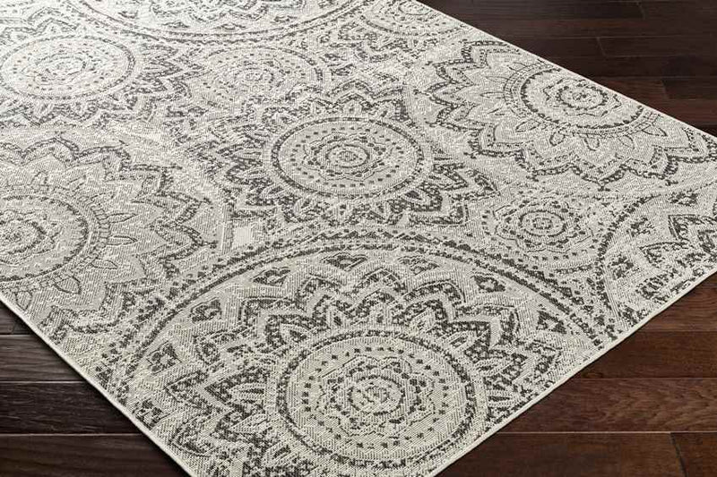 Tiffine Cottage Black/Cream Area Rug
