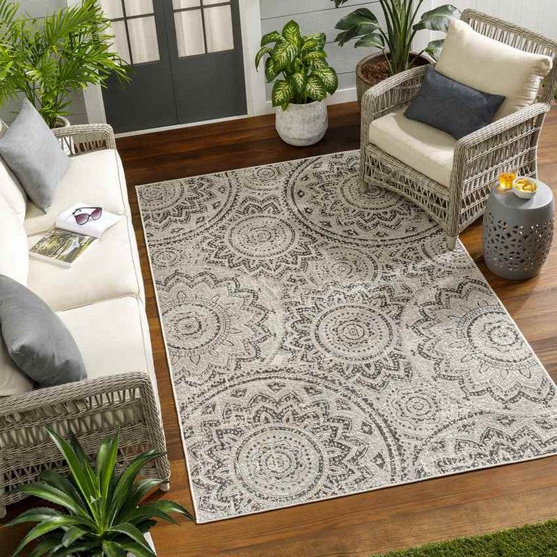 Tiffine Cottage Black/Cream Area Rug