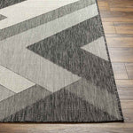 Chade Modern Black/Ivory Area Rug