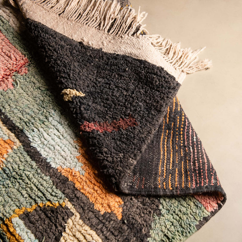 Oumaiya - vintage boujad rug