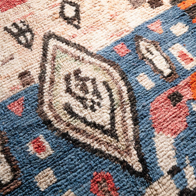 Nesayem - vintage boujad rug