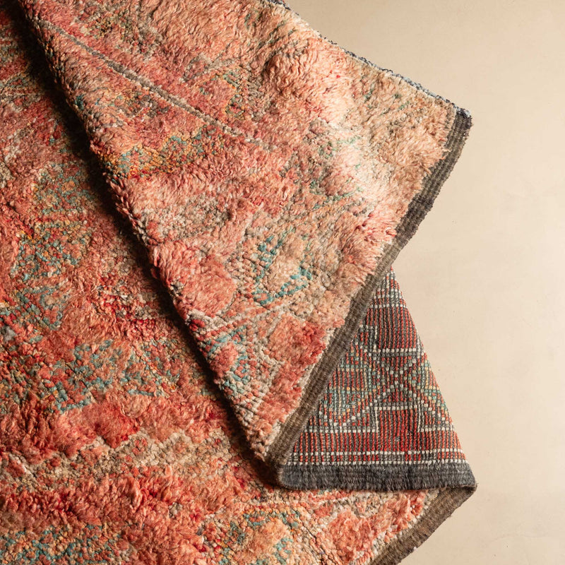 Ibbu - vintage beni mguild rug