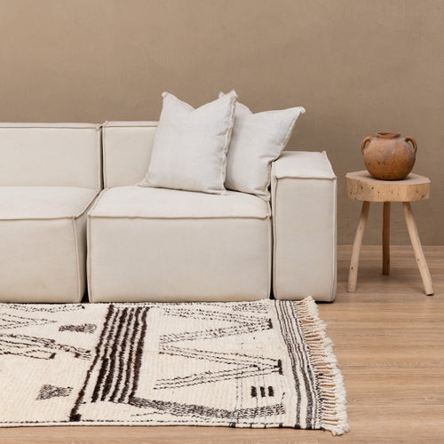 Saffana - taznakht kilim rug