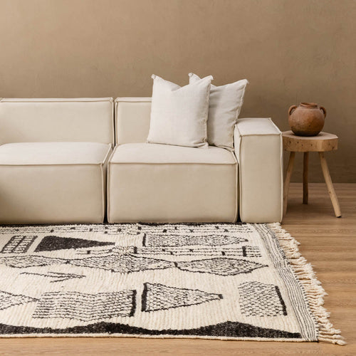 Seggum - taznakht kilim rug