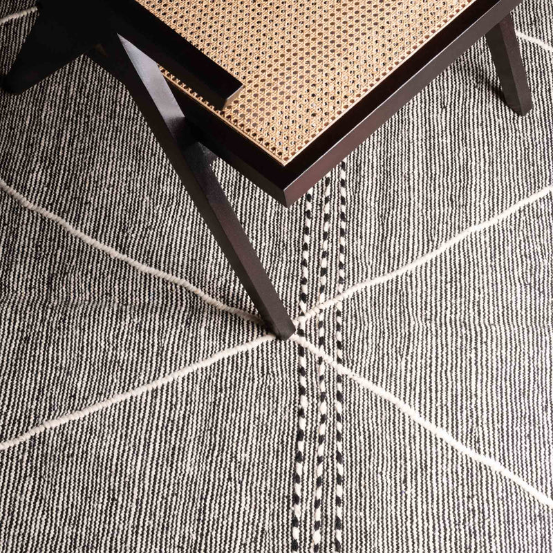 Sabrin - taznakht kilim rug