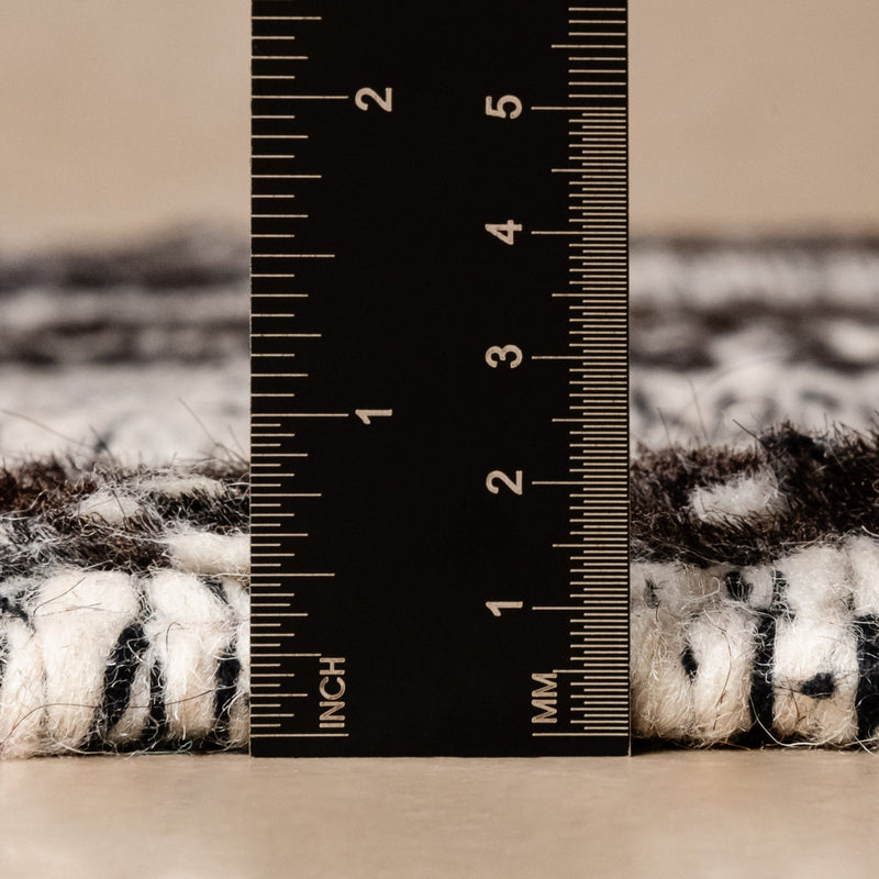 Sabrina - taznakht kilim rug