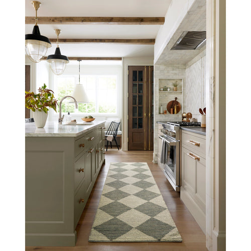 Chris Loves Julia x Loloi Francis Spa / Granite Runner