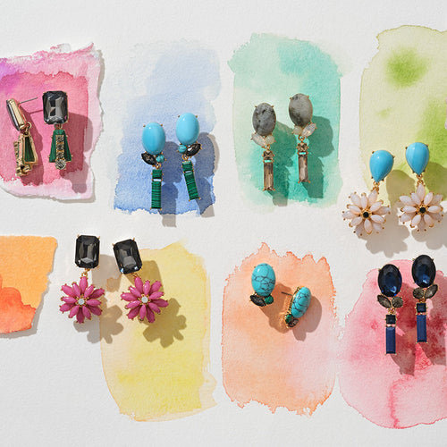 Graphic daisy earrings, pink
