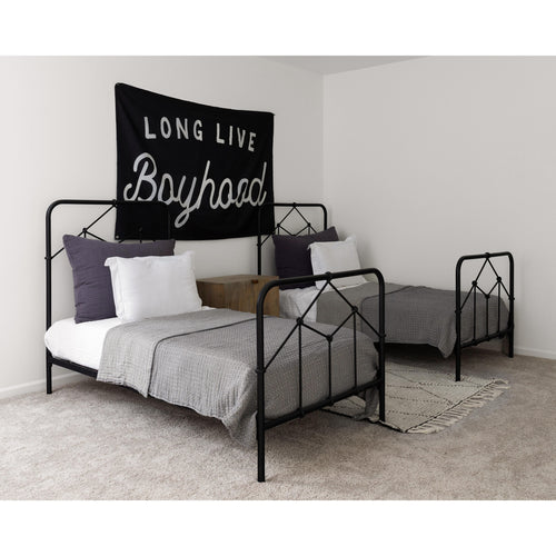 Winston Bed