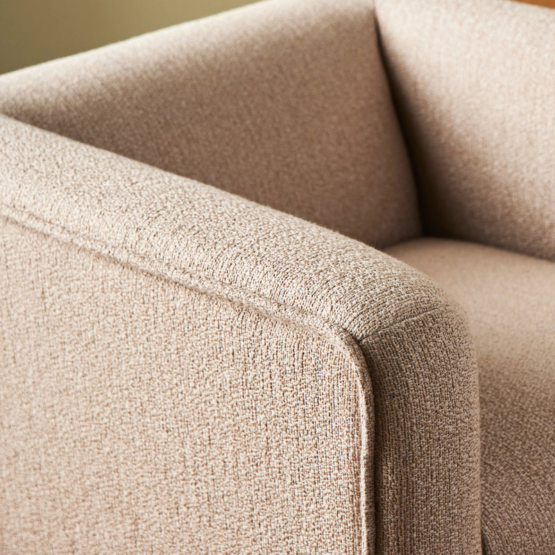 Wellborn Kerbey Camel Swivel Chair | shipping 5/30/2025
