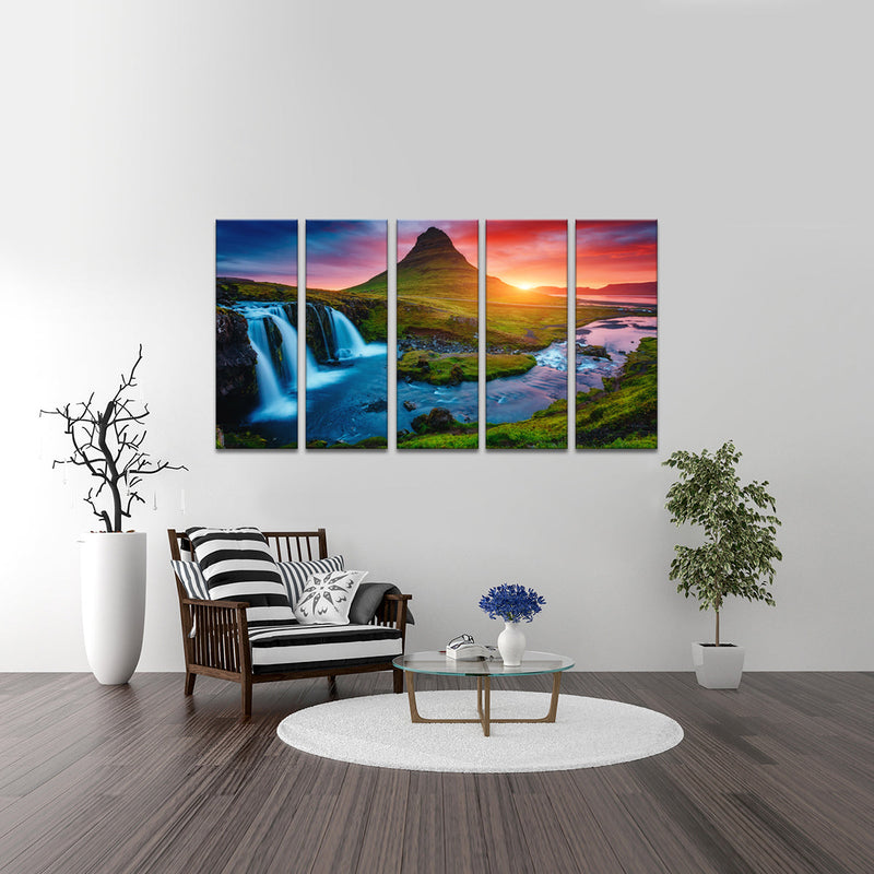 Kirkjufell In Iceland Wall Art