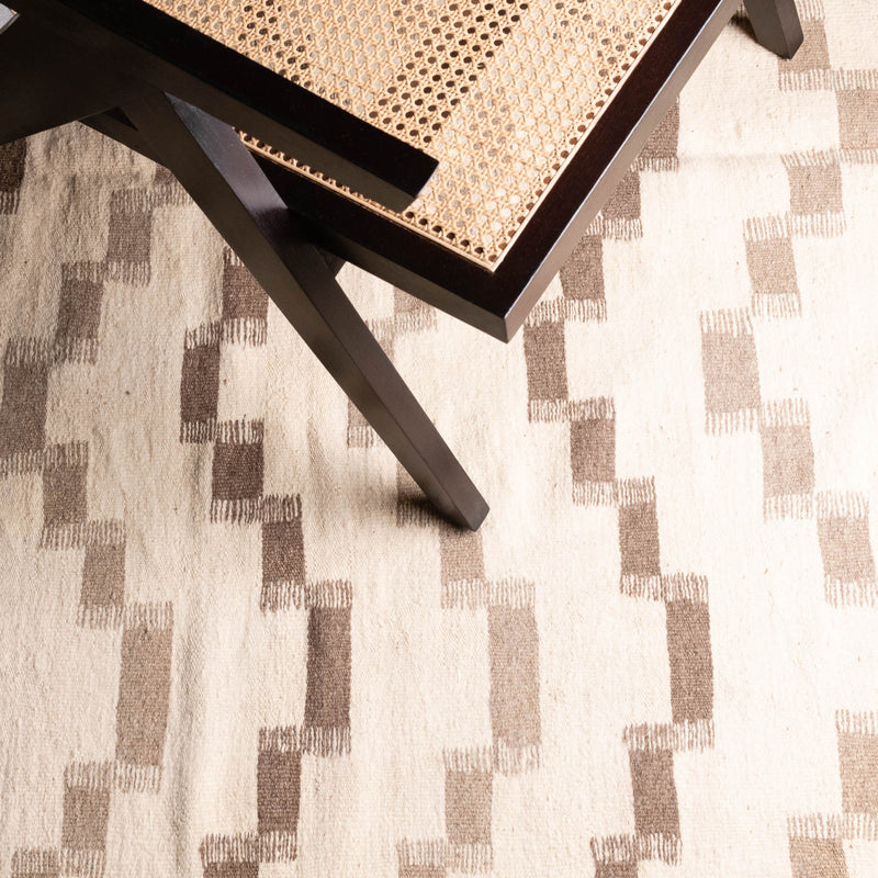 Djill - taznakht kilim rug