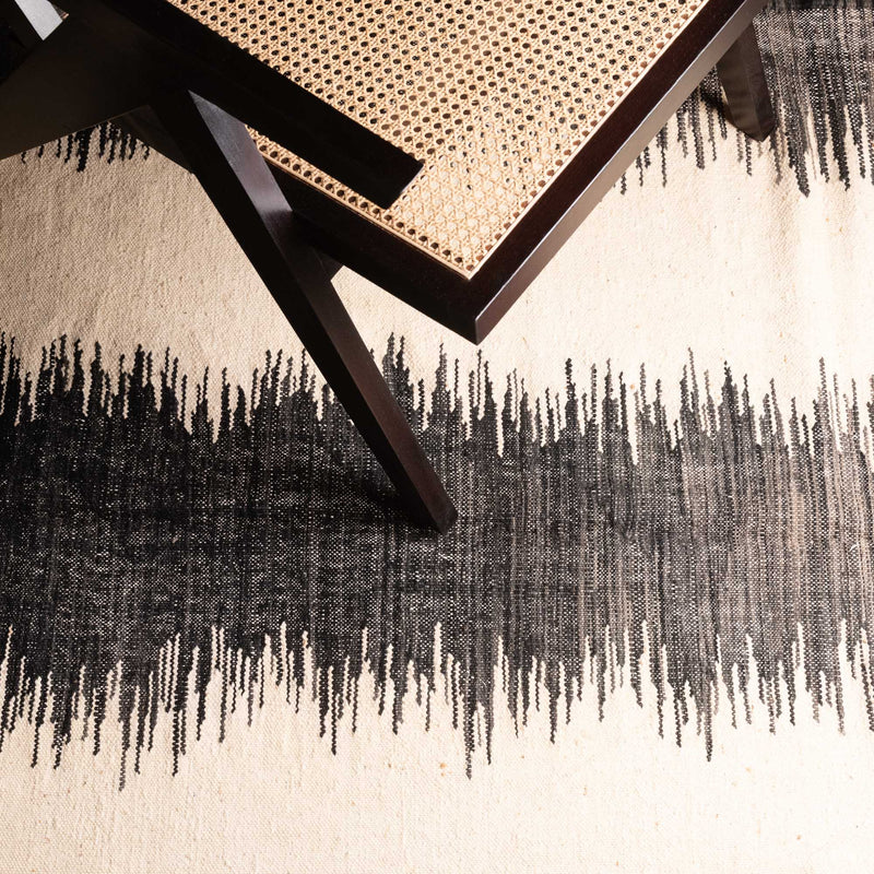 Azregh - taznakht kilim rug