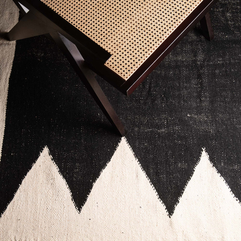 Afou - Taznakht kilim rug