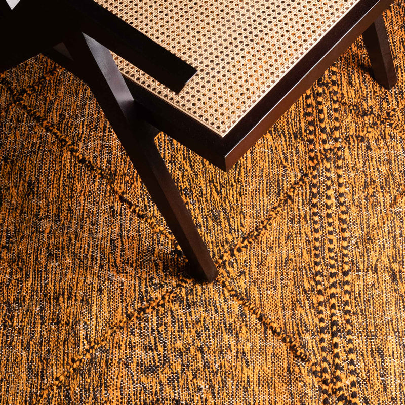 Inji - taznakht kilim rug