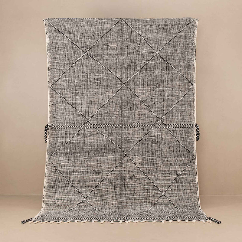 Israa - taznakht kilim rug