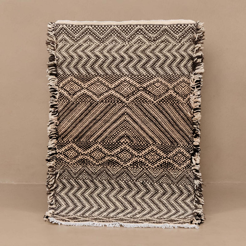 Tiziri - taznakht kilim rug