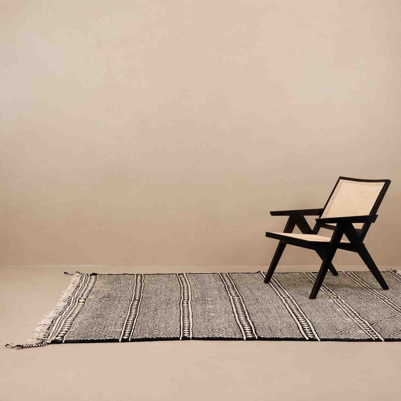 Ouahbi - taznakht kilim rug