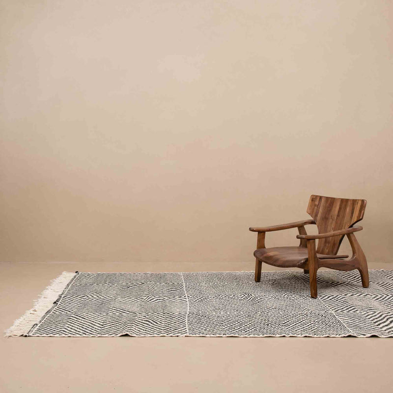 Tikinas - taznakht kilim rug
