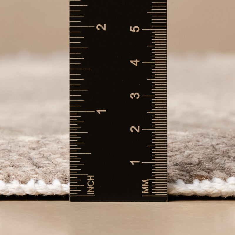 Thafunuth - taznakht kilim rug