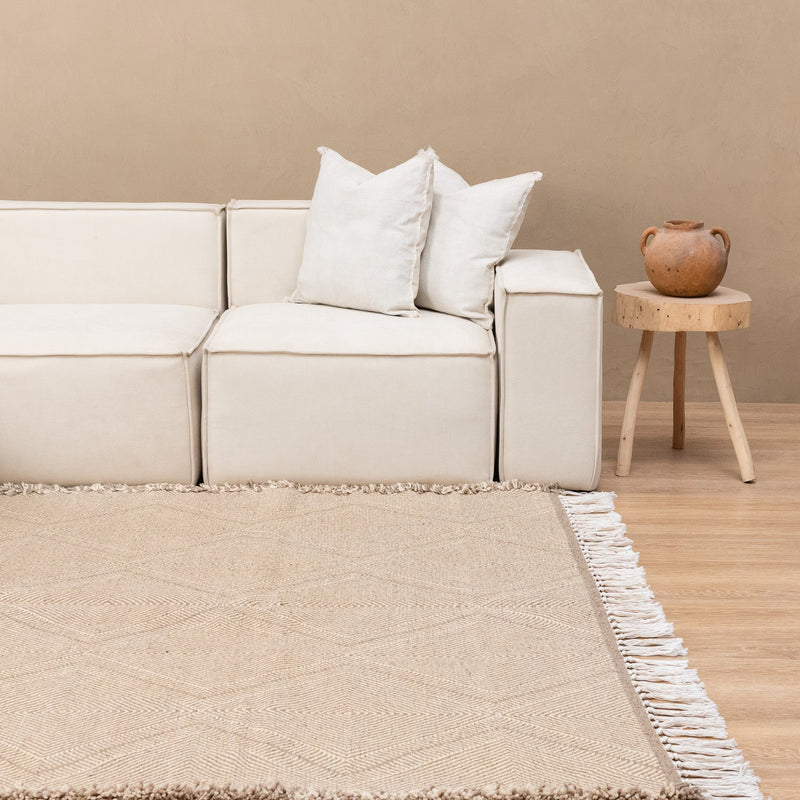 Thafunuth - taznakht kilim rug