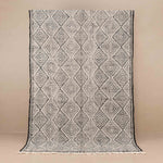 Tahsine - taznakht kilim rug