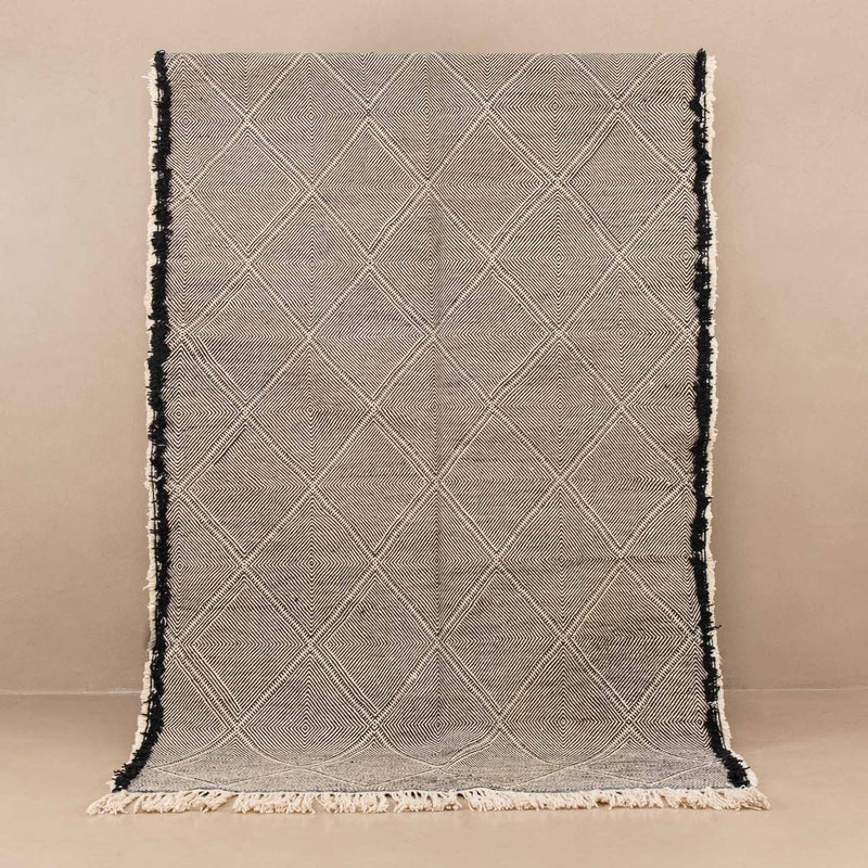 Tamazgha - taznakht kilim rug