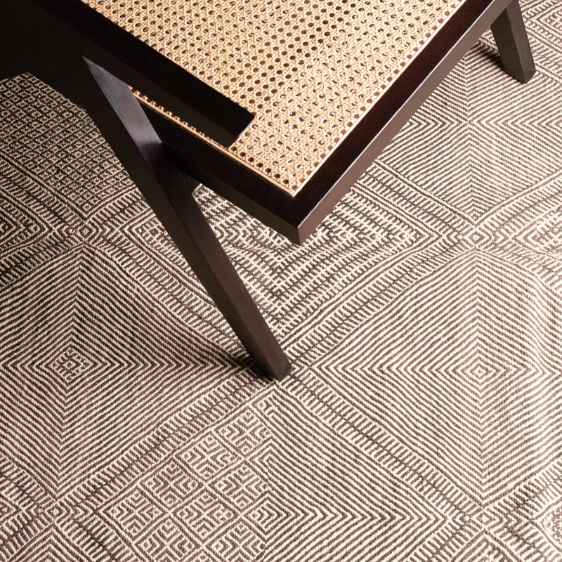 Tamazight - taznakht kilim rug
